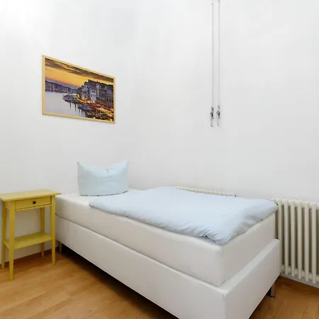 Big 6rooms Aprt Kurfuerstendamm *